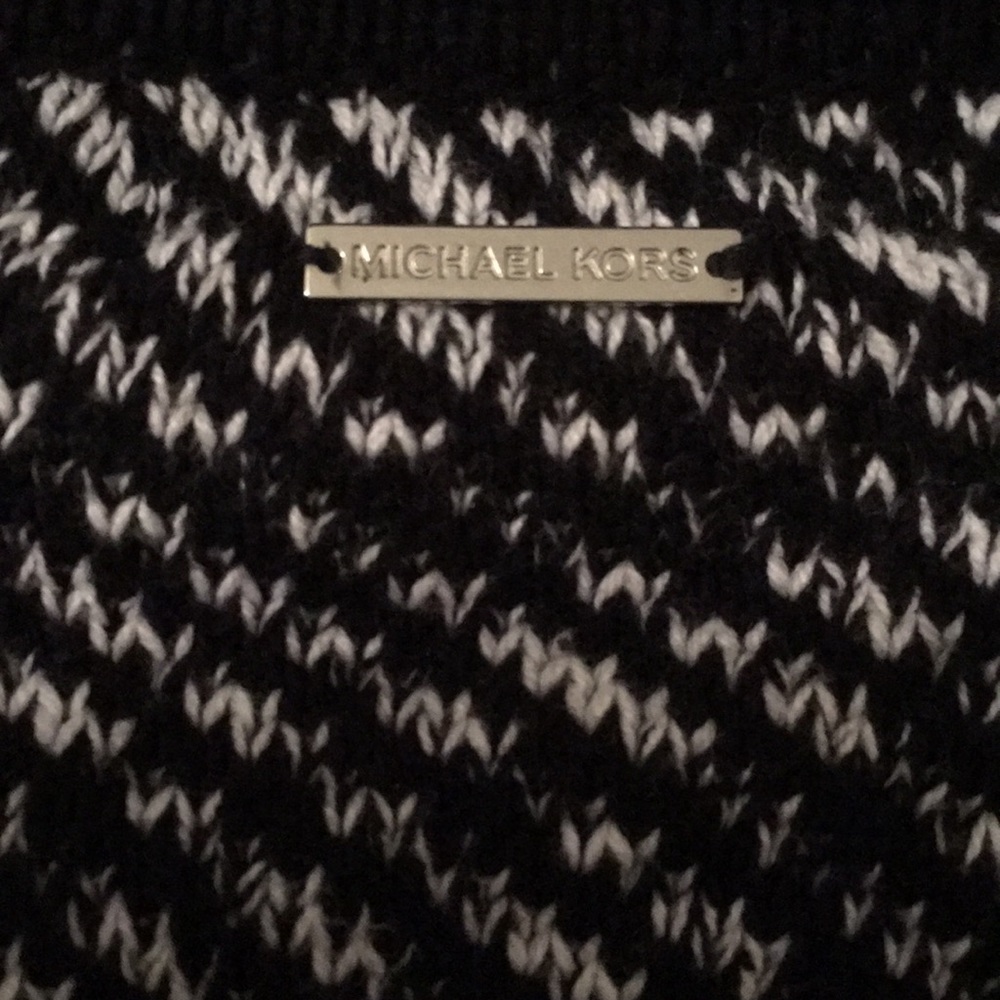 🍁🍂Michael Kors Sweater - Picture 3 of 3